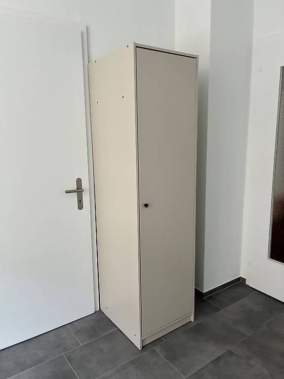 Armoires: IKEA Schrank – D'occasion à Basel par jan_xwq9