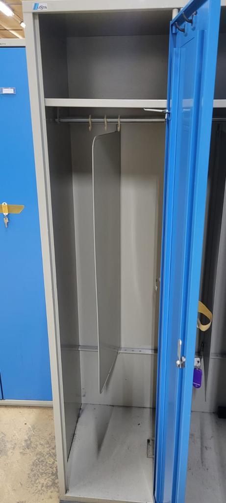 Lista Guardaroba: Garberobenschrank Lista – Usato da Niederuzwil venduto da beti077 4