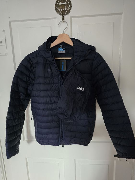 Sportjacke für einen Teenager 4