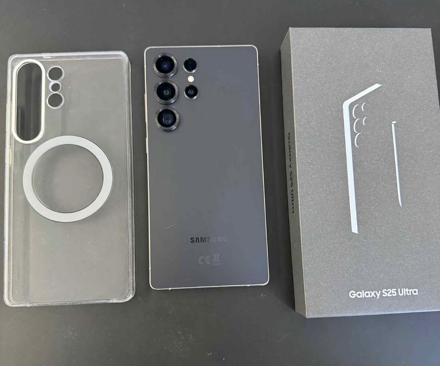 Samsung Portables: Samsung S 25 Ultra – D'occasion à Engelburg par Benzi87