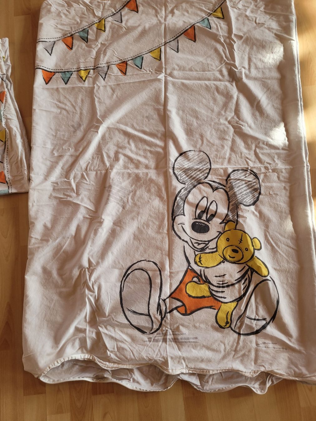 Disney Coperte: Bettanzug Mickey Mouse 100x135 – Usato da Lupsingen venduto da sta_wgg5 1