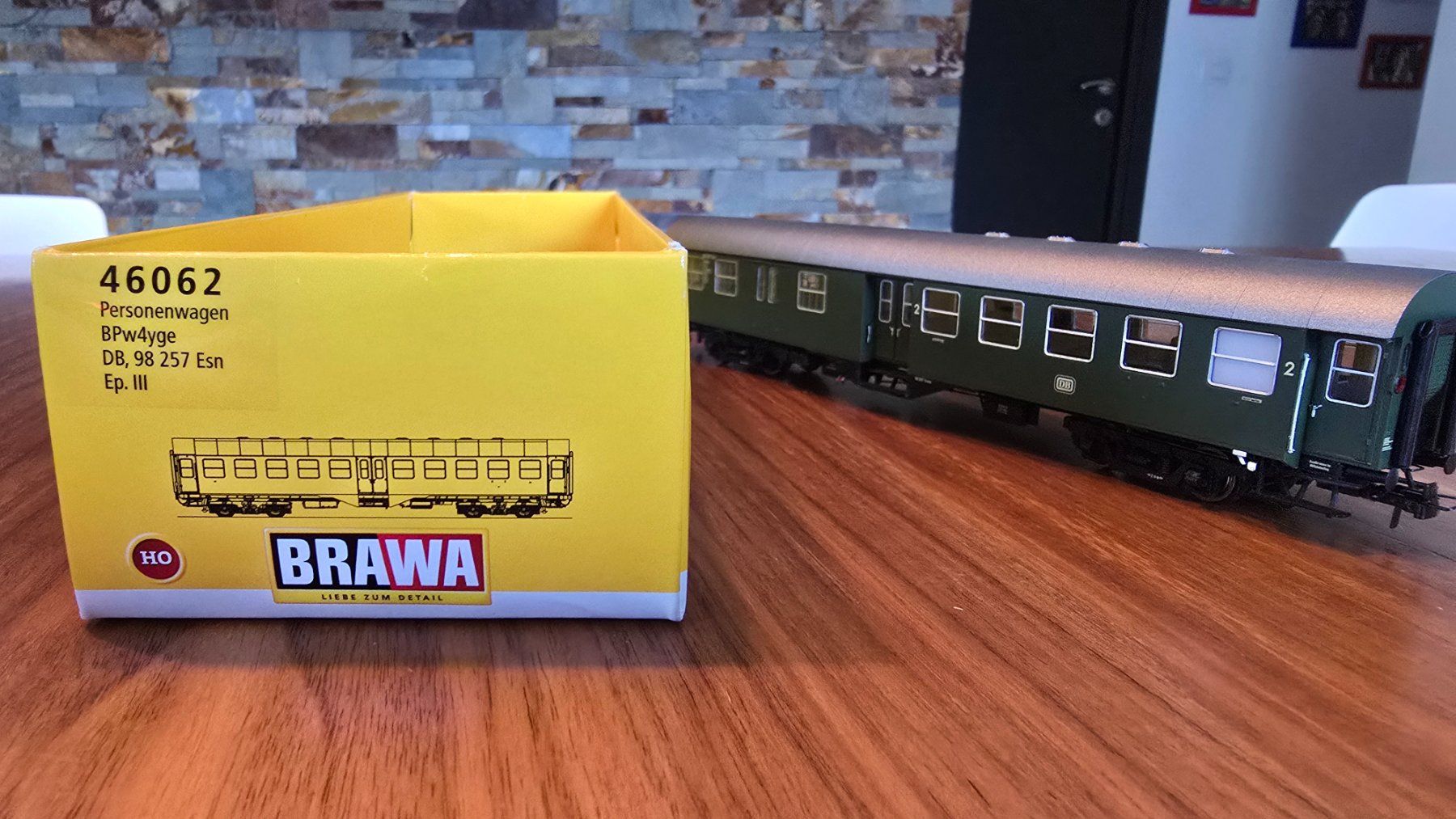 Brawa Modelleisenbahnen: LOT DE 4 WAGONS - BRAWA – Neu und originalverpackt aus Collonge-Bellerive von Tokyo2020 9