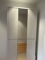 Schuhschrank weiss mit Spiegel Front guter Zustand