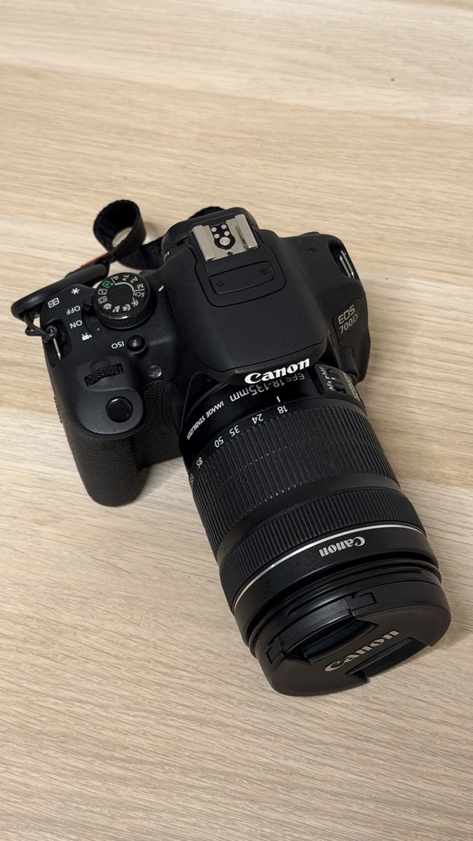 Canon Fotocamera: Canon 700D inkl. Zubehör – Usato da Gossau SG venduto da ReRaGa 1
