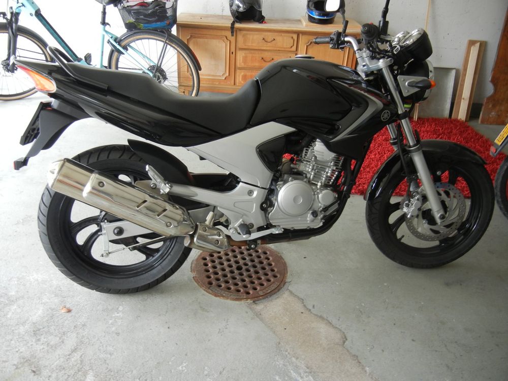 Motorrad Yamaha YBR 250 10