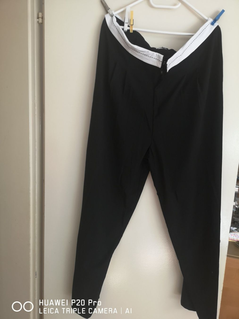 Pantaloni: Damen Hose – Nuovo (secondo la descrizione) da Frenkendorf venduto da DORU1