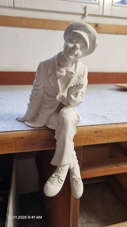 Figuren: Clown (Sitzend) – Gebraucht aus Bellach von P.Boillat 3
