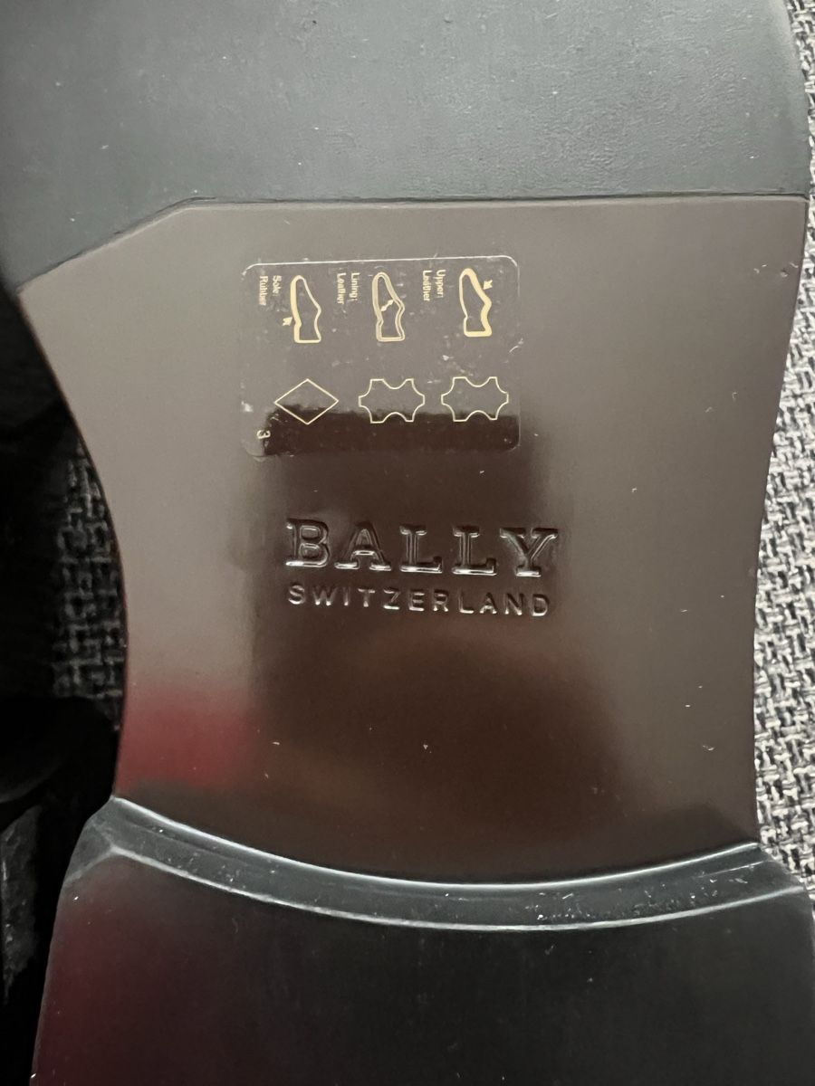 Bally Scarpe da uomo: Bally Schuhe mit Budapestermuster 42.5 – Nuovo e nell'imballaggio originale da Zürich venduto da Walllstreet 5