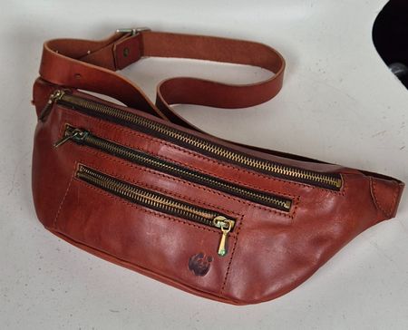 Bauchtasche Gürteltasche UNICEF orig. 80er Jahre echt Leder