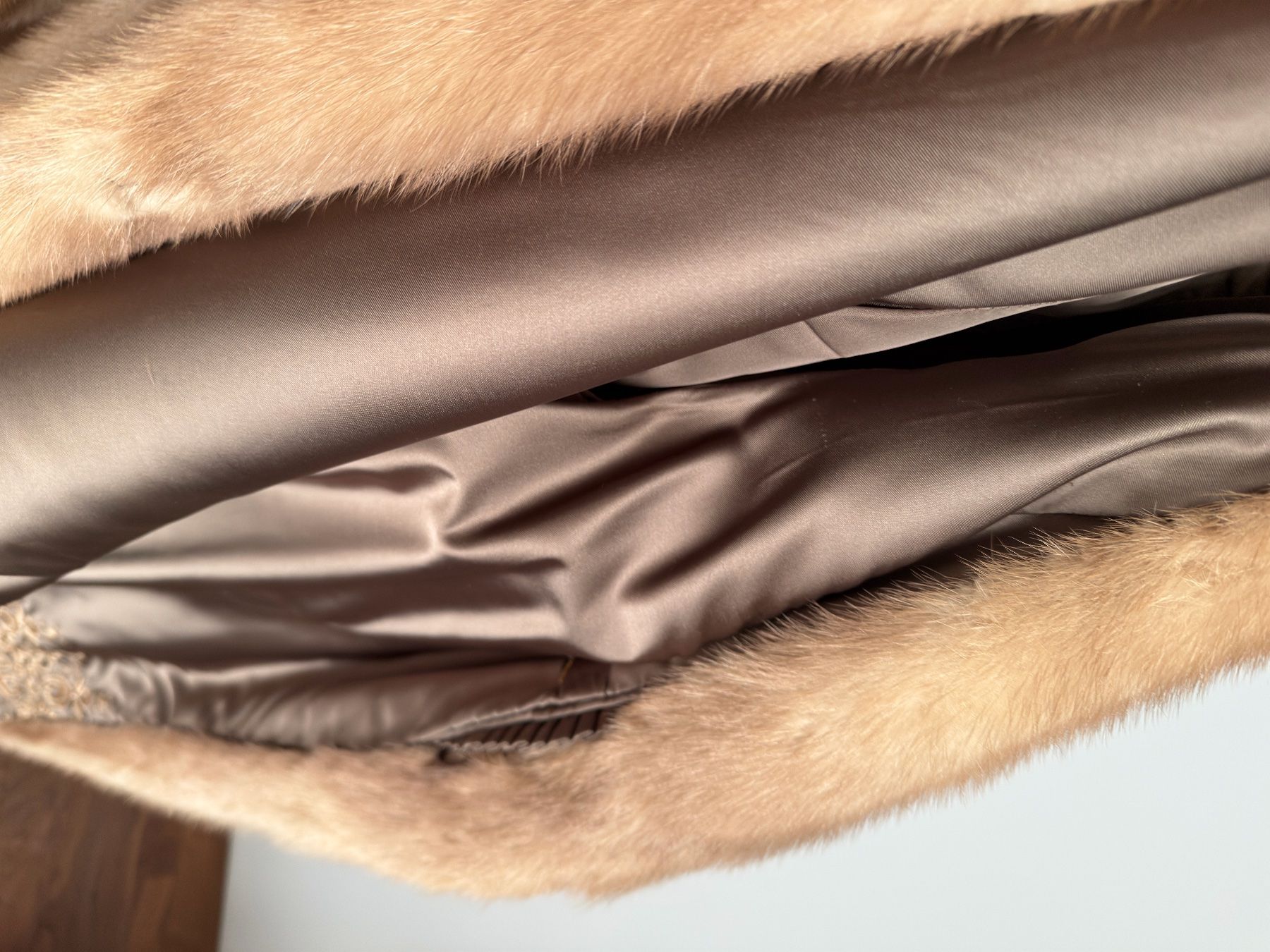 Nerz Cappotti: Manteau en véritable vison / Nerz-Mantel – Usato da Eschlikon TG venduto da ginkgobiloba1 5