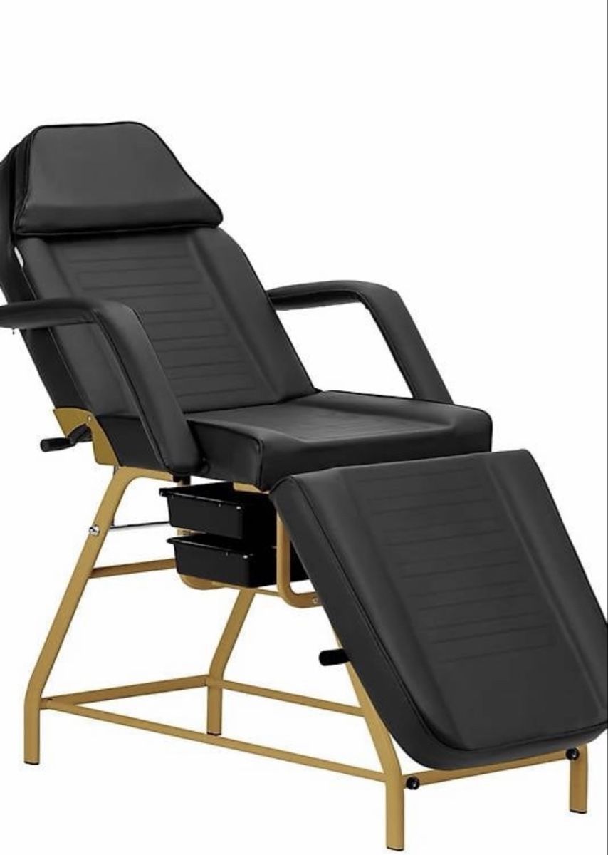 Fauteuils de soin: Kosmetikliege & Arbeitshocker – Neuf (Voir description) à Sirnach par cla_swb6