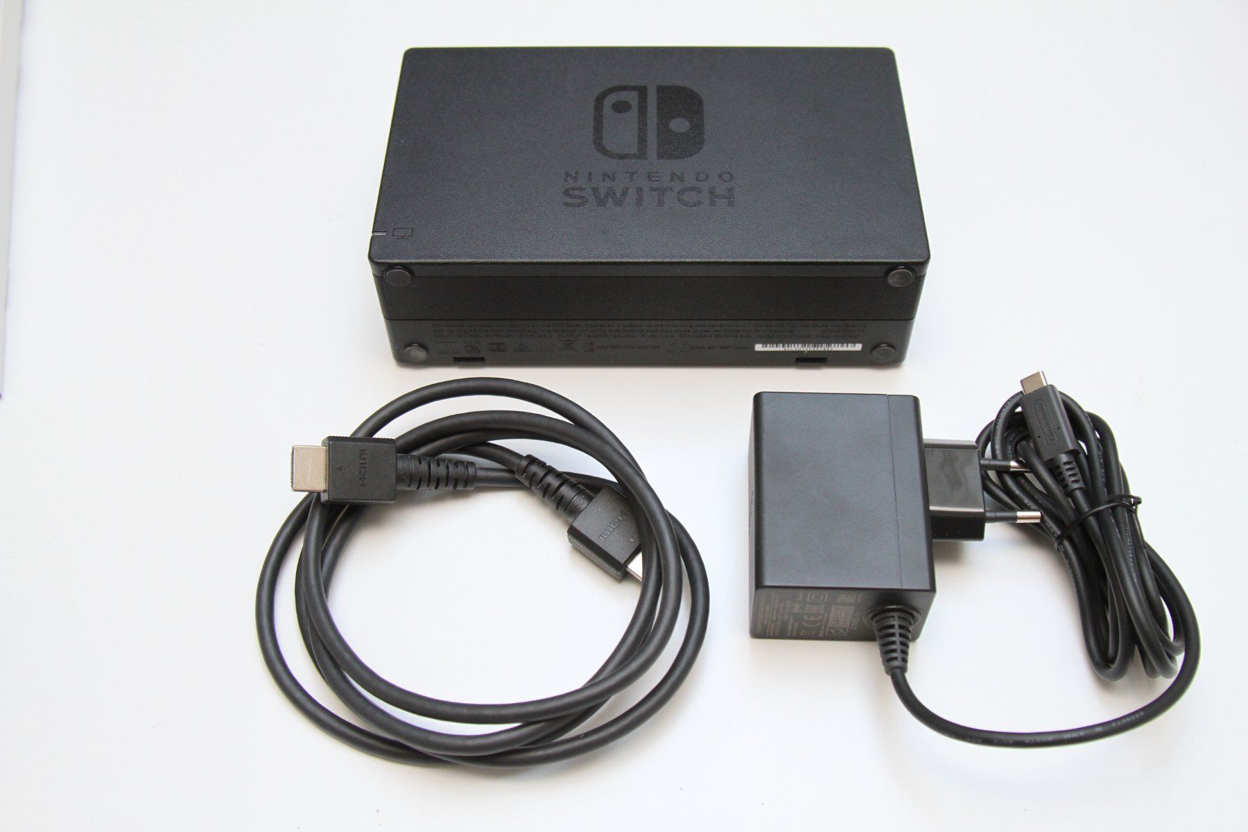 Nintendo Konsolen: Nintendo Switch mit Spielen – Gebraucht aus Basel von camelot99 3