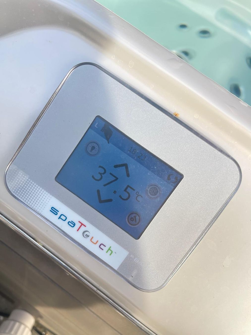 Jacuzzi Whirlpool: Spa Crystal - 2 places – Usato da Le Pont venduto da ste_w9l7 2