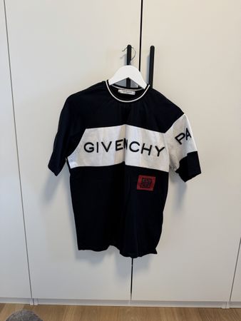 Givenchy T-Shirt schwarz weiss mit Logo Grösse L gebraucht
