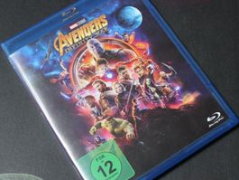 AVENGERS 3 INFINITY WAR BLU-RAY!!!!!!!!!