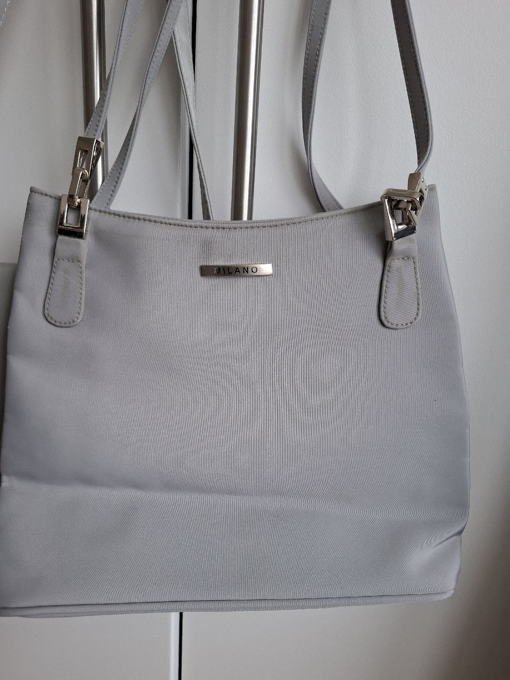 Borse da donna: 2 graue Handtaschen,  Versand auch möglich – Usato da Neuenhof venduto da summer_25 7