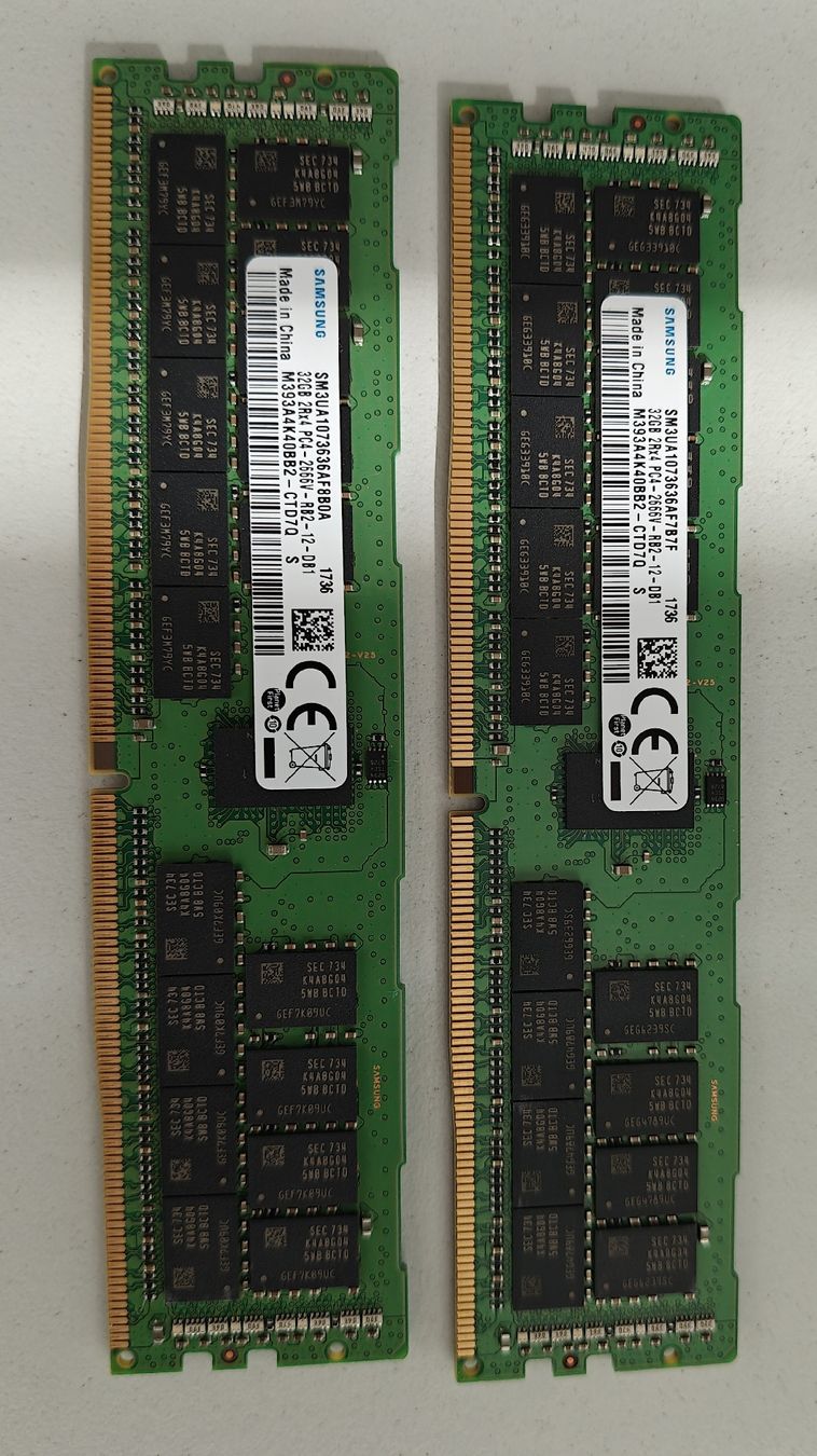 Samsung Server: 2x SAMSUNG 32GB - DDR4 - ECC registered RAM – Usato da Rupperswil venduto da schweizerkaese