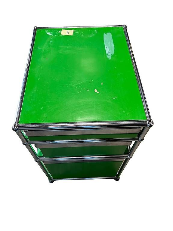 Eléments de bureau: USM Haller Korpus / Element  Grün mit 3 Schubladen – D'occasion à Bottmingen par lia_pf9x 2