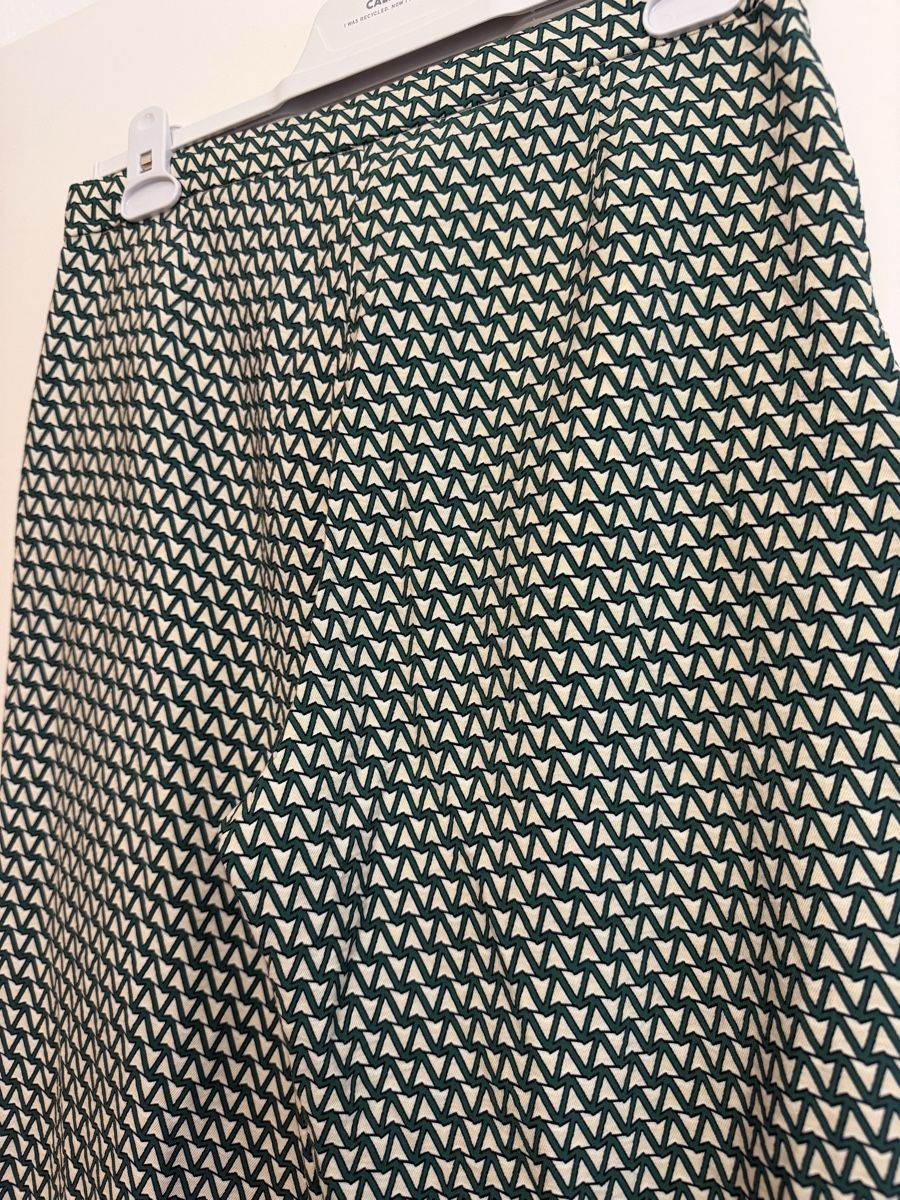 H&M Pantaloni: H&M Hose grün/beige Grösse 38. – Usato da Adliswil venduto da StephanieAnnina 6