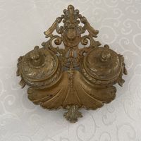 Antique encrier