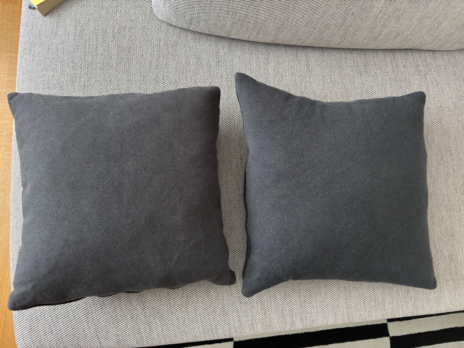 Ikea Coussins: IKEA Sandtrav Sofakissen schwarz – D'occasion à Winterthur par D_Zel97