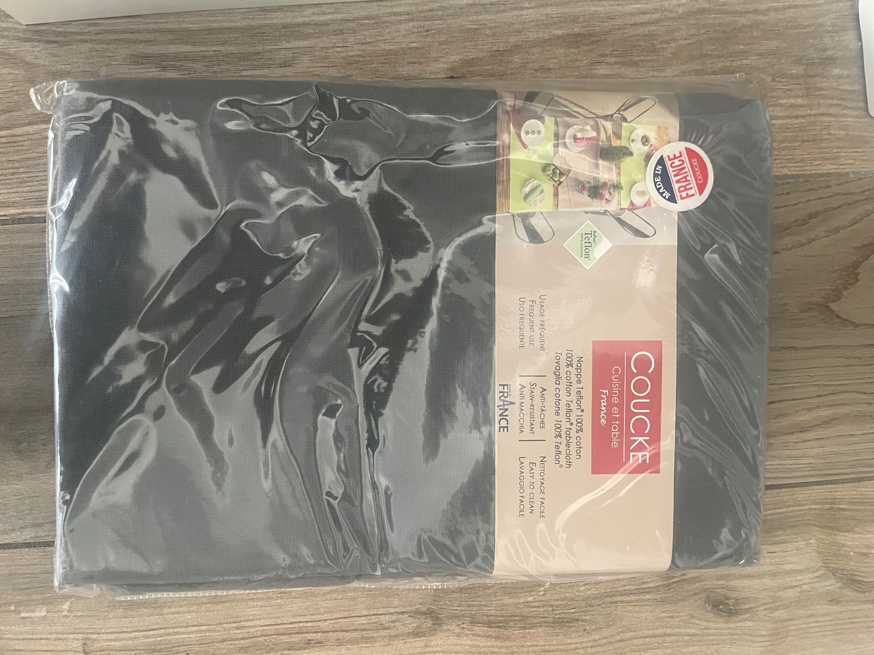 Coperte: Runde Tischedecke  Teflon 100%  Baumwolle - Grau - 160 cm – Nuovo e nell'imballaggio originale da Zürich venduto da Daria_Step