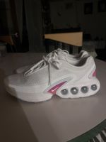 Baskets Nike Air Max femme blanc taille 38 bon état
