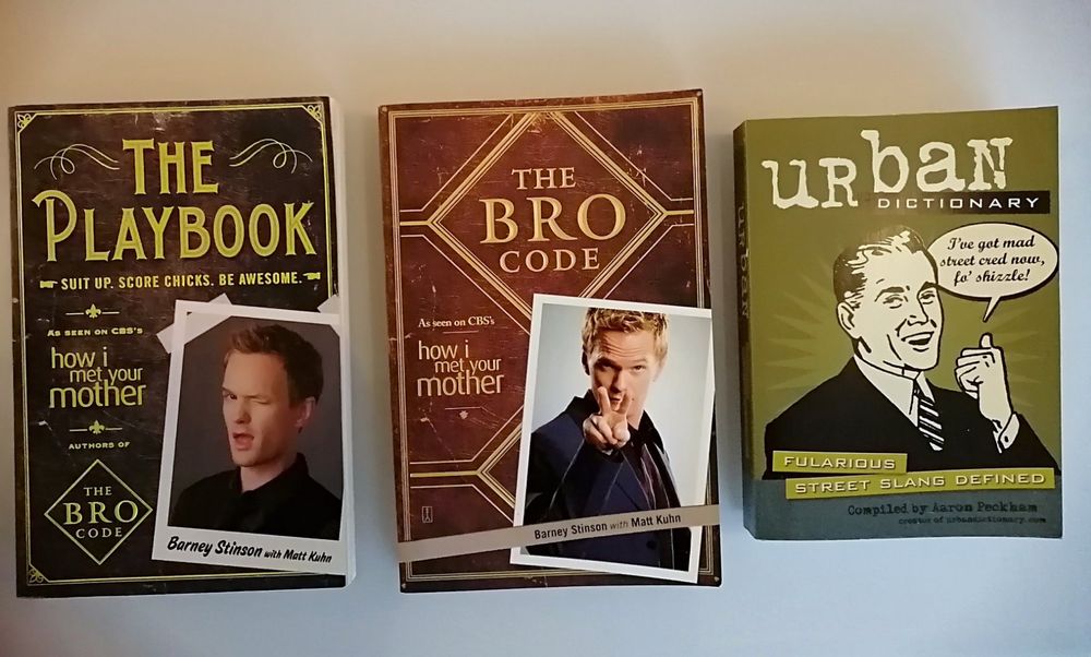 3 books in English the playbook, the bro code, urban dict. Kaufen
