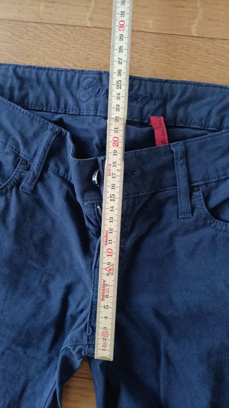 Guess Jeans: Guess Jeans - Grösse 28 – Usato da losone venduto da china06 5