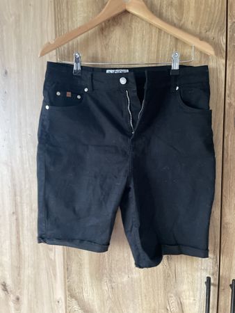 Short pents