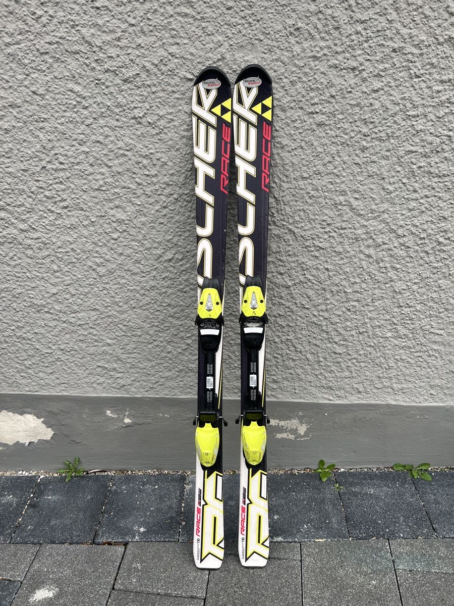 Fischer Skis: Fischer Race Ski 150cm – Gebraucht aus Murten von Ski-Outlet
