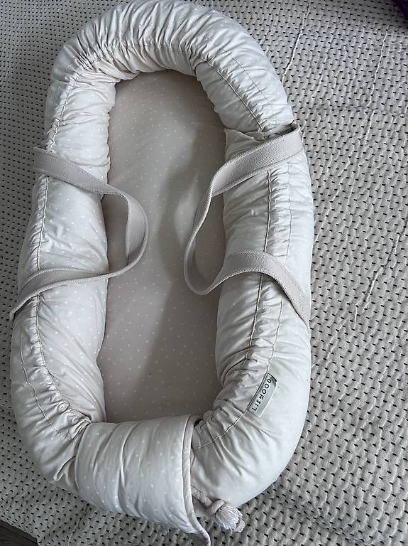 Betten: Liewood Babynest  – Gebraucht aus Steinmaur von den_czr7