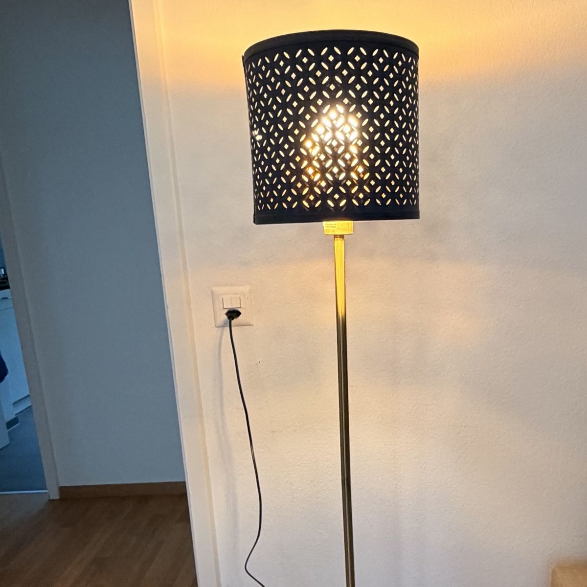 Ikea Lampade: Ikea - Stehlampe – Nuovo (secondo la descrizione) da zürich venduto da may_yj9f 1