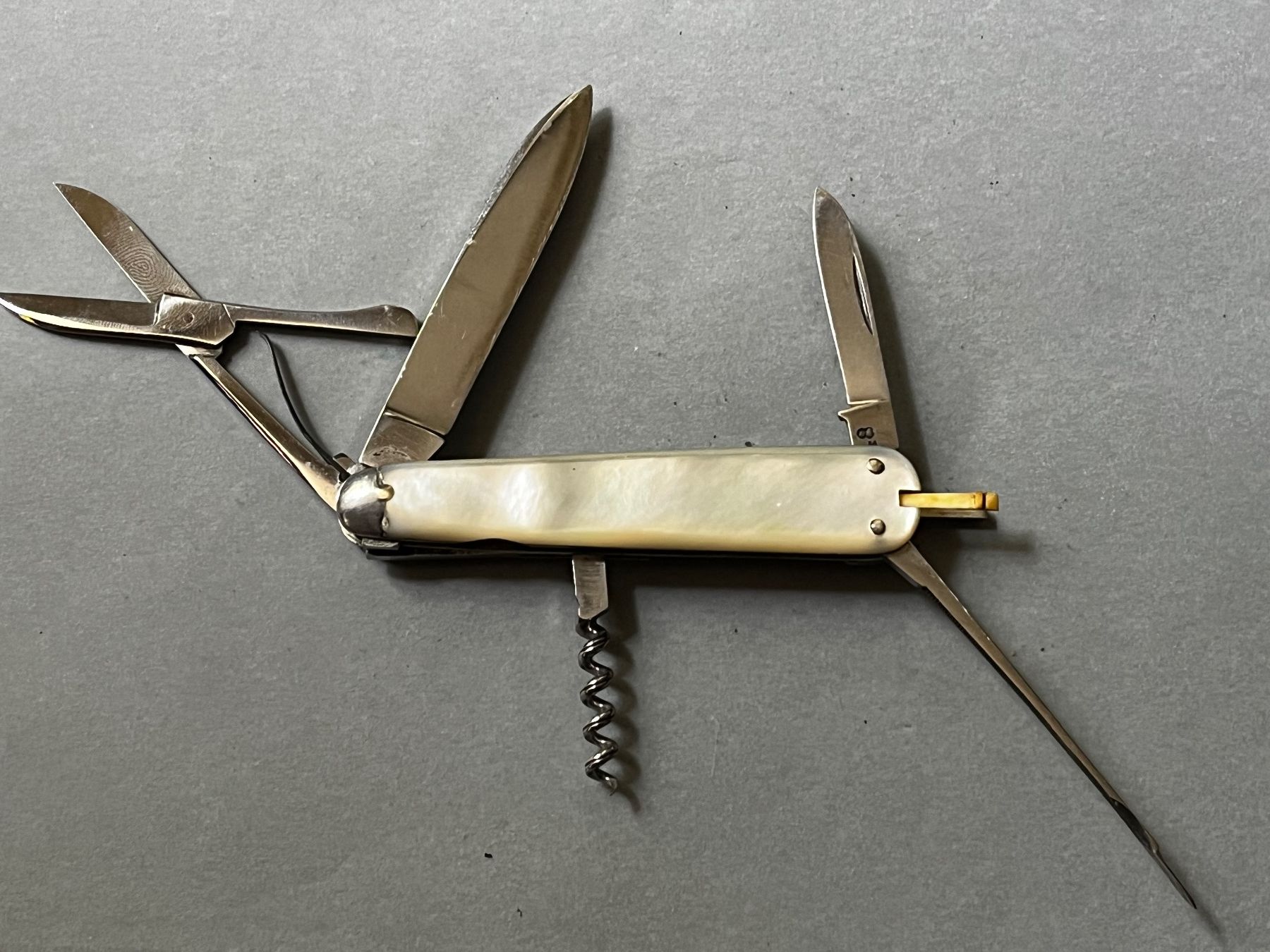 Coltelli tascabile: Sackmesser Bühler Langenthal 80 mm Perlmutt, mit Etui - RAR – Usato da Zürich venduto da FV.vintage 1