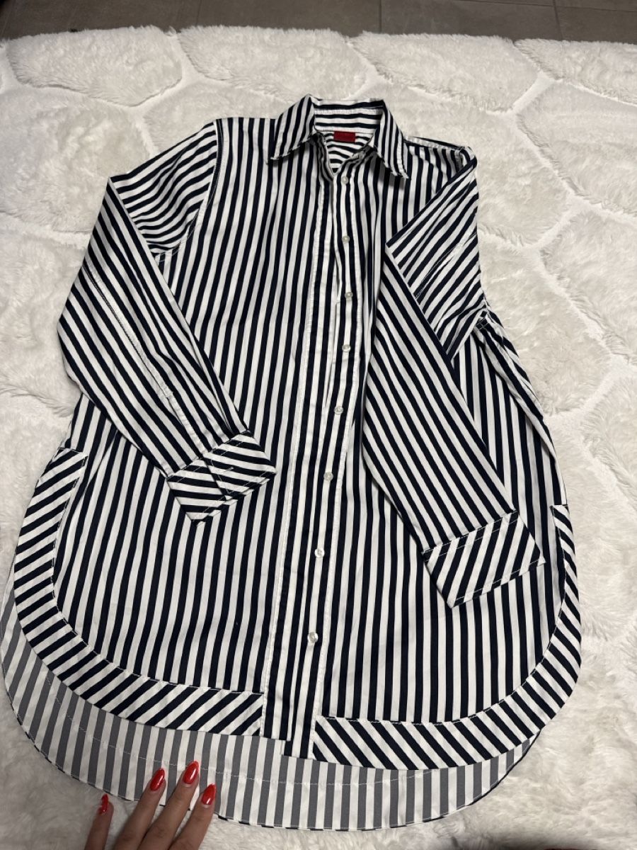 Chemisiers: Hugo Boss Bluse – Neuf (Voir description) à Mont-sur-Lausanne par EgisCloset.