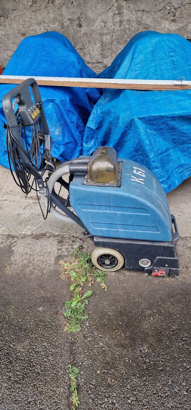 Alle Maschinen: Teppichreiniger K61 – Gebraucht aus Tagelswangen von Axel_36 3