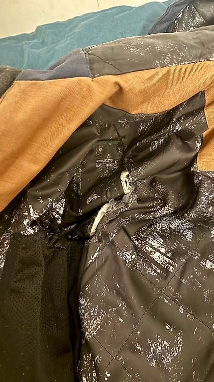 Jacken: Beach&Mountain Ski-/Snowboardjacke – Gebraucht aus Zürich von leo_25ss 4