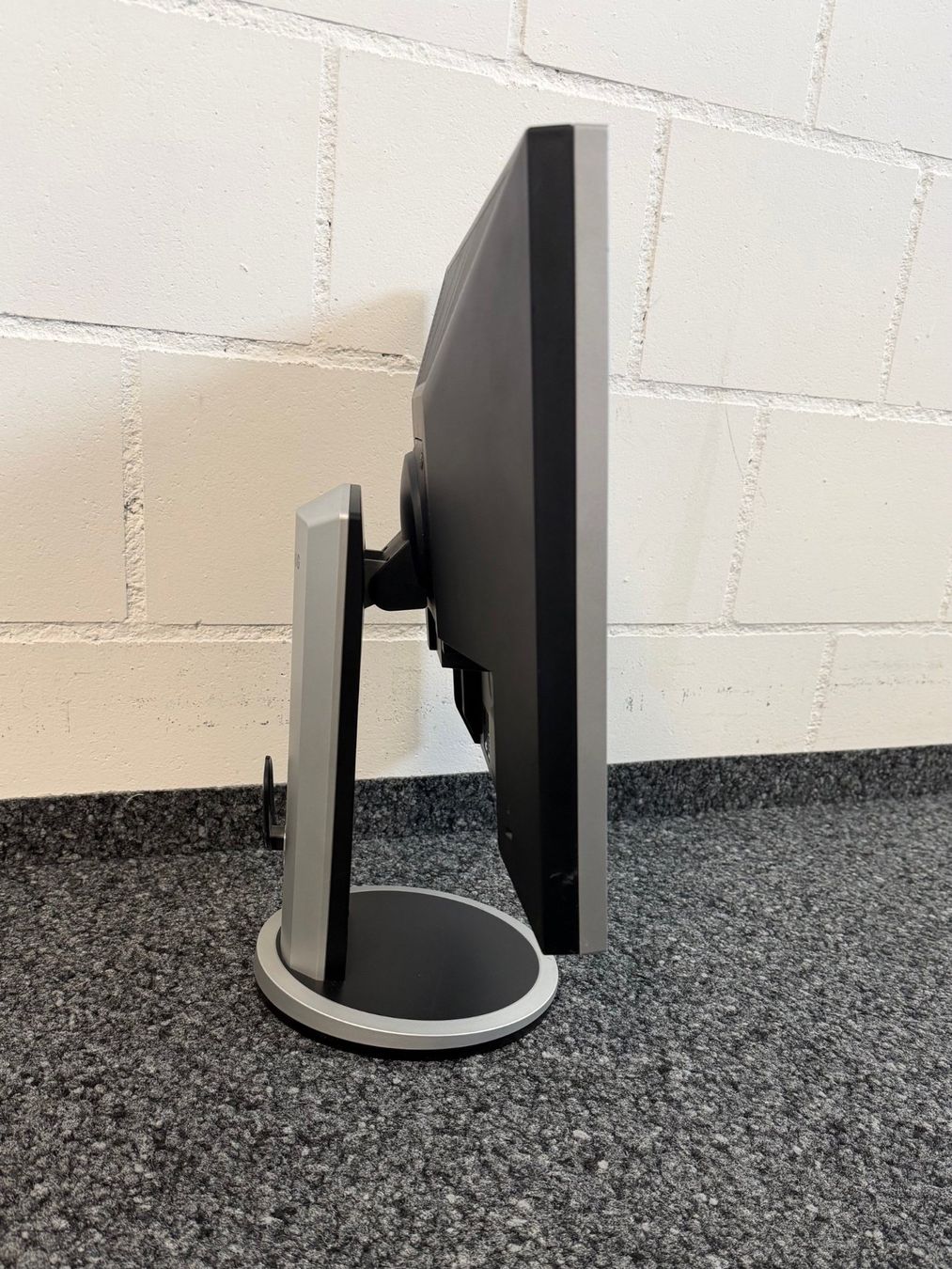 Samsung Monitor: Monitor ab 1 Franken – Usato da Einigen venduto da Medicom-Pharma 4