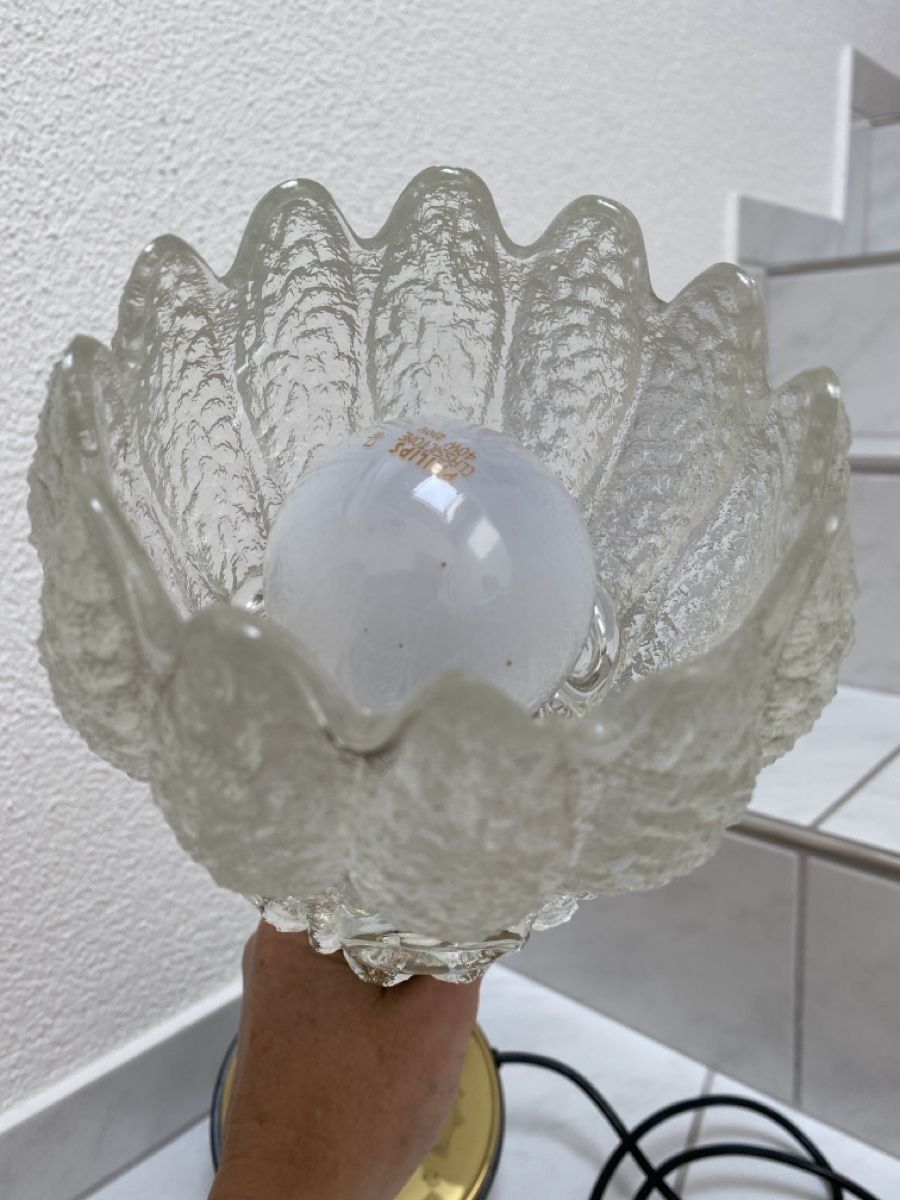Lampade: Antike Lampe, mit Tulpenschirm aus Glas. – Usato da Biberist venduto da Momo33 2
