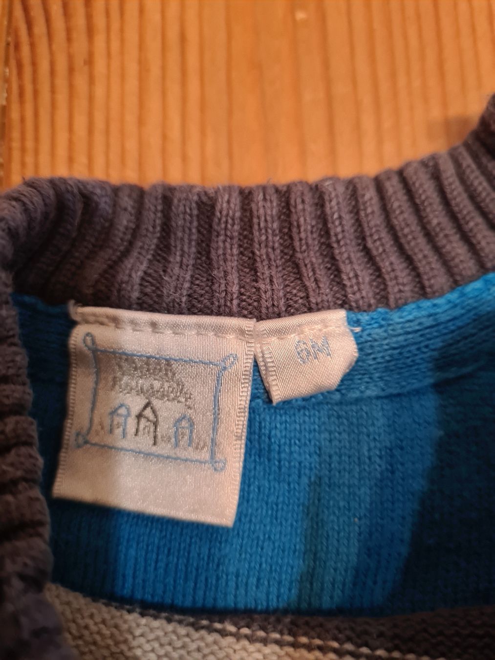 Maglioni & Felpe: Kinder Pullover gestreift, Grösse 6M  – Usato da Horw venduto da Mirii91 2