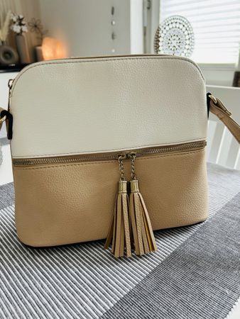 Umhängetasche / Crossbody Bag
