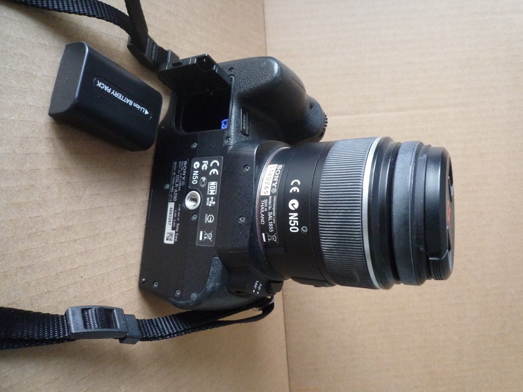Sony Fotocamera: SONY Alpha290  - Gehäuse mit Objektiv 18-55mm plus Akku – Usato da Flims Waldhaus venduto da Gutveina 4