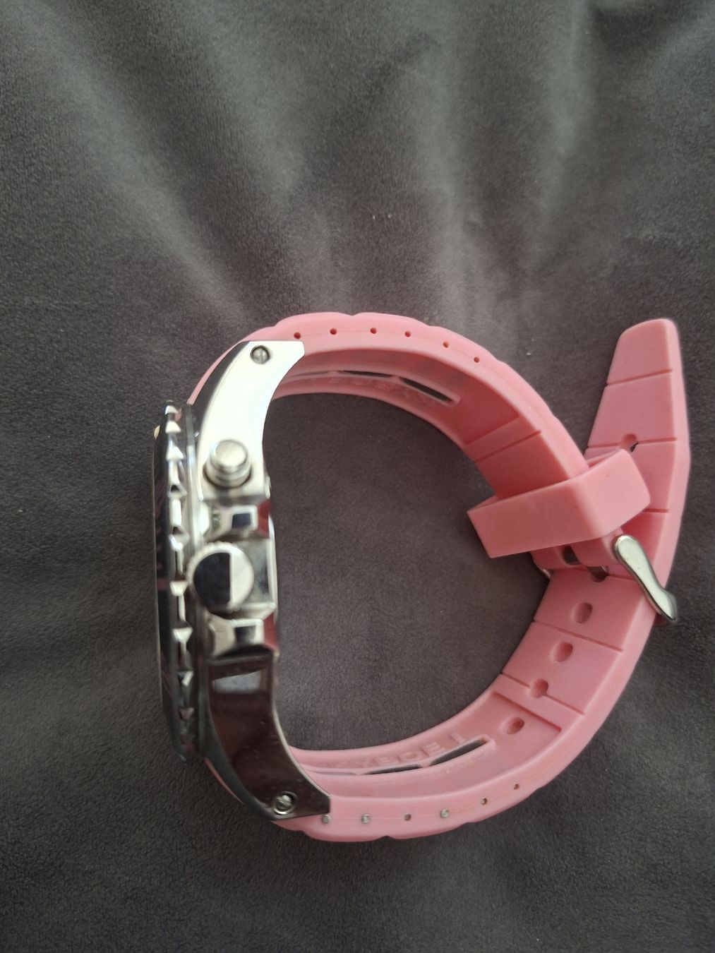 Orologi: Kyboe Giant 55  pink – Usato da Oetwil am See venduto da Barclay64 2