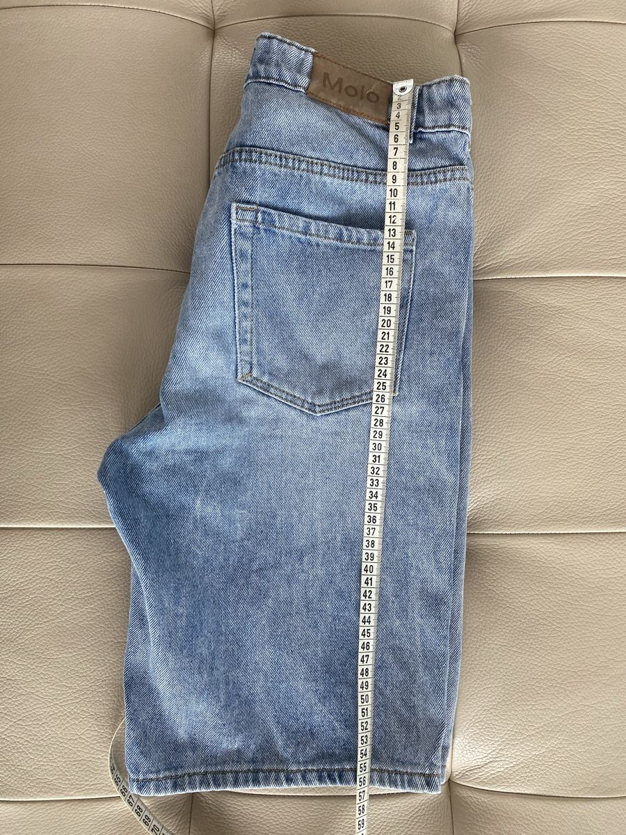 Molo Pantaloni: Molo Shorts Jeans blau Gr. 176 – Nuovo (secondo la descrizione) da Meggen venduto da 6003Luzern 4