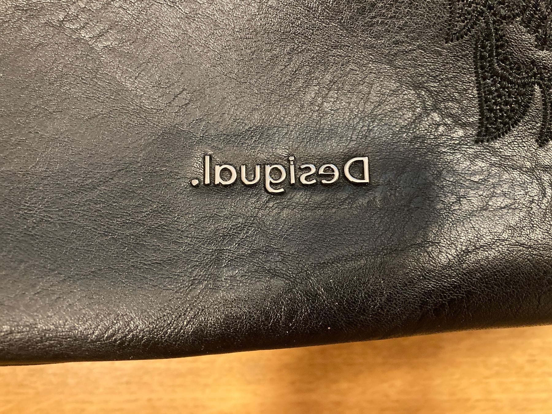 Borse da donna: 3 Rucksäcke und 1 Tasche gebraucht – Usato da Luzern venduto da Mauseli4 2