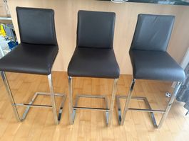 3 elegante Barstühle aus Leder