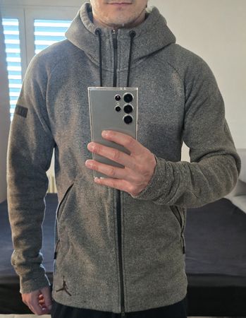 Jordan Hoodie Grau, Grösse M – Top Zustand