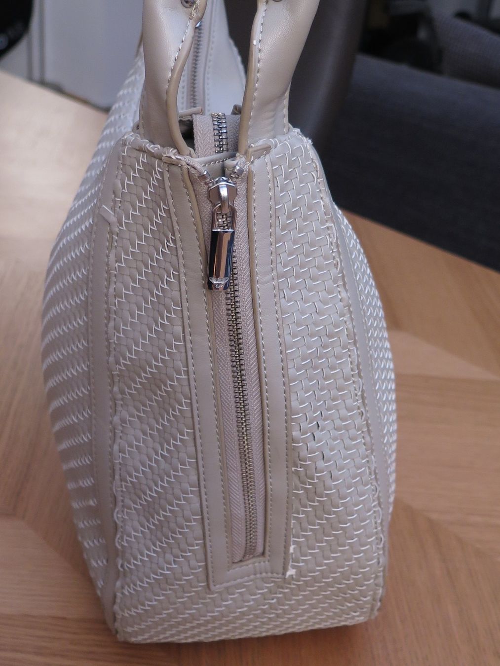 Armani Borse da donna: Armani Jeans Tasche, Beige – Usato da Basel venduto da Deko1 3