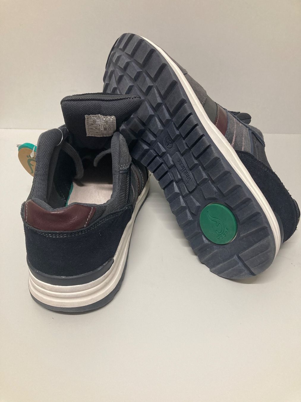 Scarpe da uomo: HERREN- FREIZEITSCHUHE Gratis Freizeit Flip Flops – Usato da Frauenfeld venduto da mat_8nwr 6