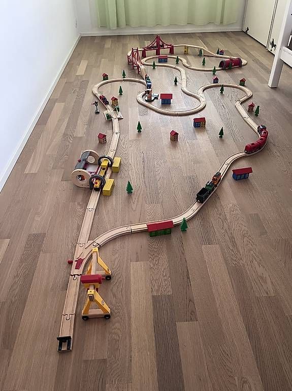 Giocattoli: Holzeisenbahn – Usato da Chur venduto da th8_2ggk 2